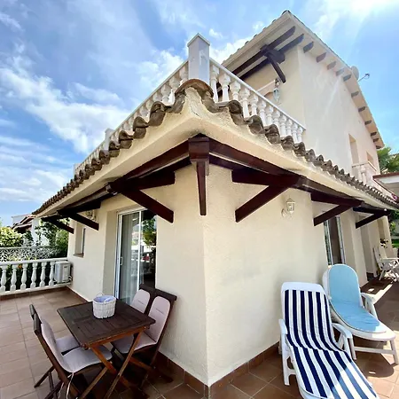 Karma With Views By Hlclub Agency Sant Pere De Ribes